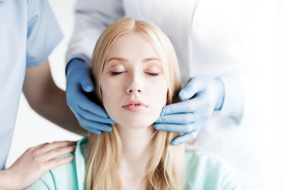 Cabeça e Pescoço: Você sabe quando procurar essa especialidade? Dr ...